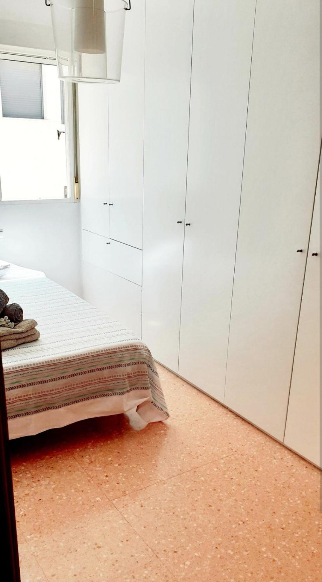 Lovely Penhouse In Alicante With Parking Екстериор снимка