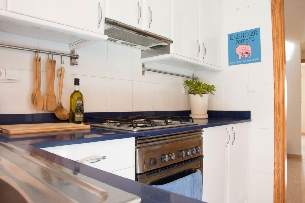 Lovely Penhouse In Alicante With Parking Екстериор снимка